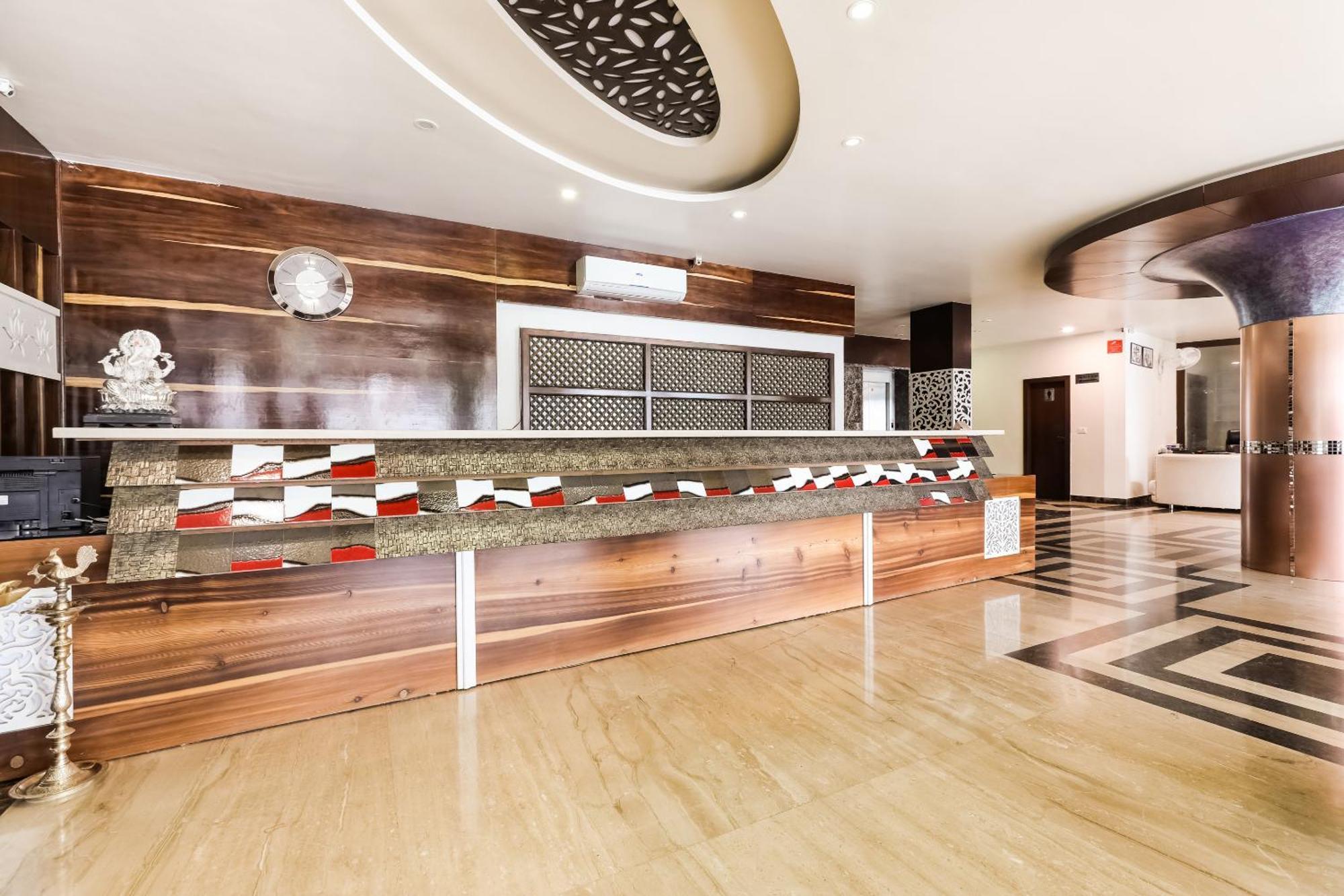 Super Townhouse Lalghati Near Airport โบปาล ภายนอก รูปภาพ