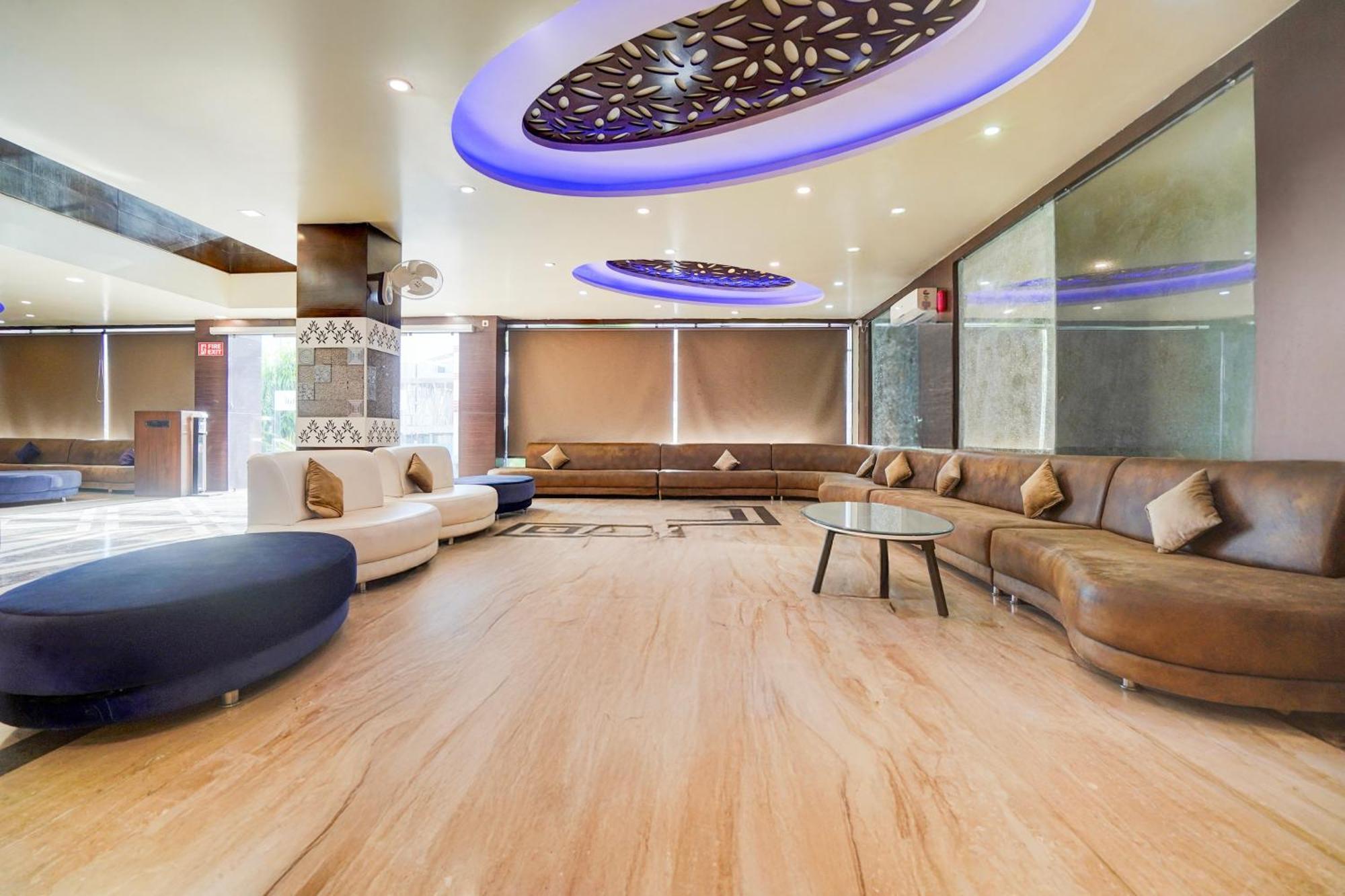 Super Townhouse Lalghati Near Airport โบปาล ภายนอก รูปภาพ